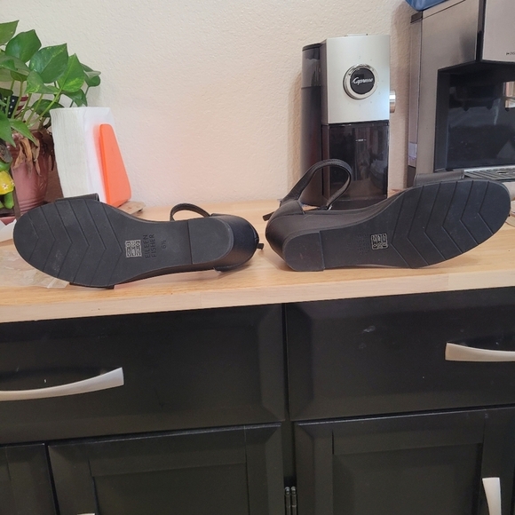 New Eileen Fisher Black Tumbled Leather Ankle Strap Wedge Samdal Size 6.5 - Picture 7 of 8